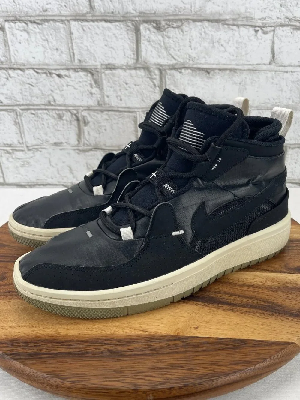 Jordan Meta-Morph Jump Man Utility BV5936-001 Mens 10 Black Lace Up Sneaker